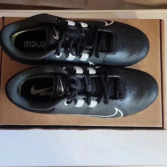 Nike Hyperdiamond 4 Pro Metal Softball Cleats, Size 7.5, Black, New - Picture 2 of 9